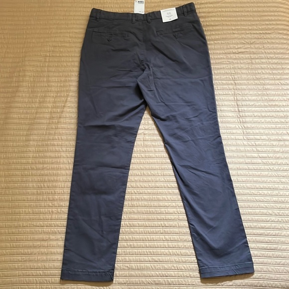 Men’s H&M Slim fit Stretch Chinos - Picture 2 of 6